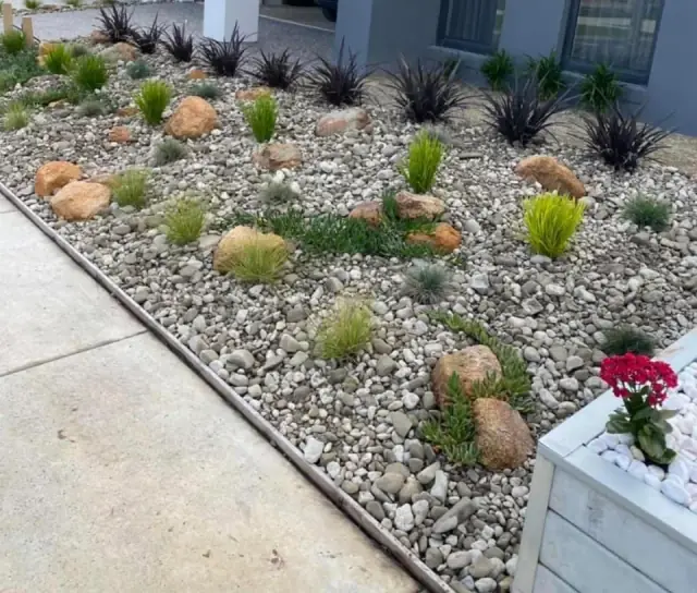 M K & G Gardening Services