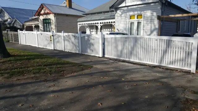 Melbourne Fencing & Decking