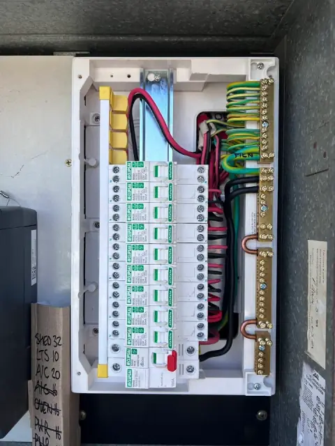 MES Electrics Pty Ltd cover