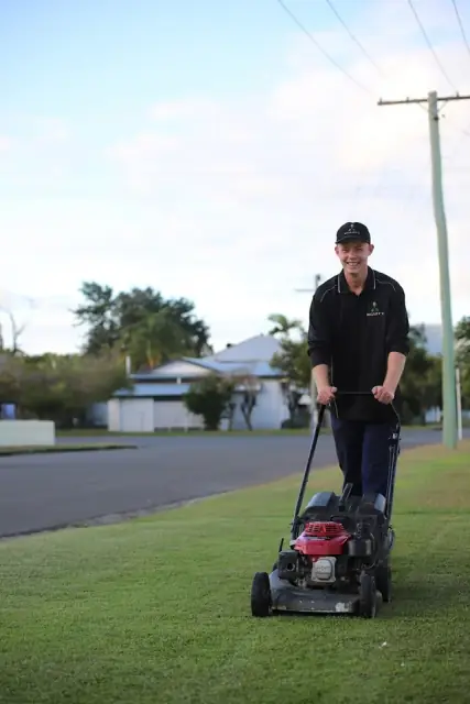 Millzy's Mowing & Maintenance