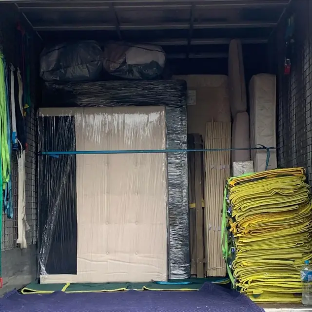 Mr.Help Removals cover