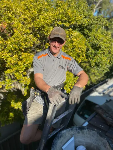 MX Roofing and Repairs cover