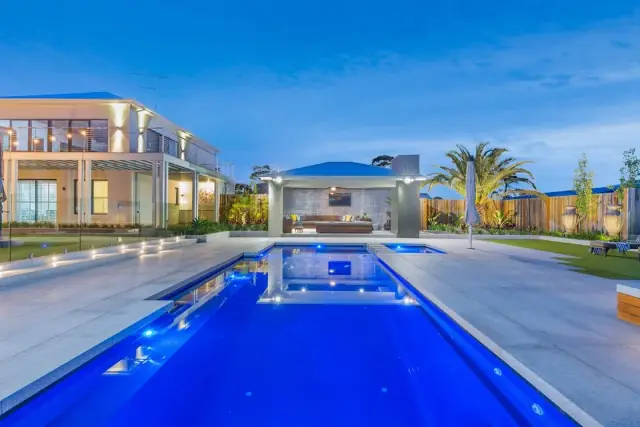 Narellan Pools Mackay cover