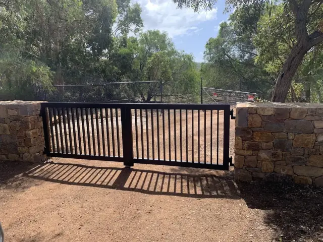 Naturaliste Balustrades cover