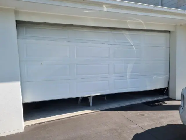 Nigel Fleming Garage Door Repairs cover
