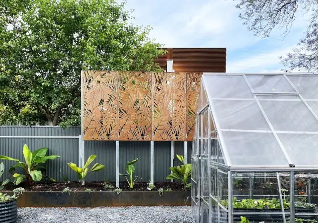 Nomadic Home & Garden cover