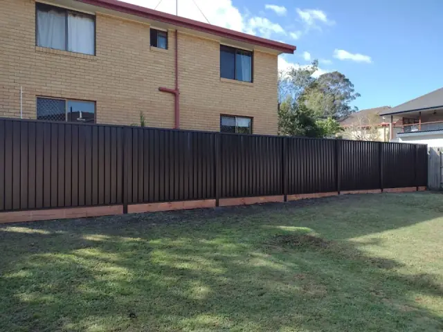 Northbriz Fencing