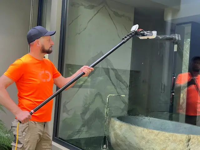 Noticeably Clean Windows cover