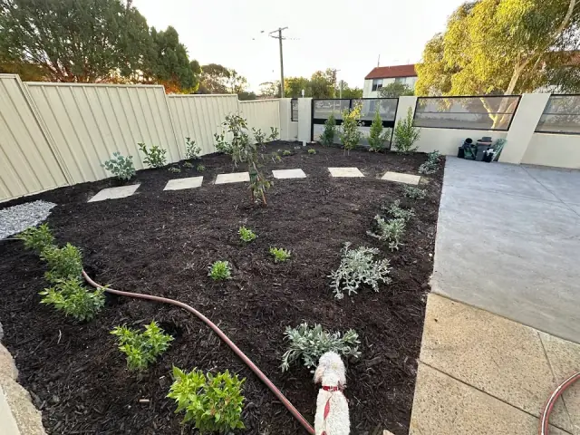 One Leaf Landscaping cover