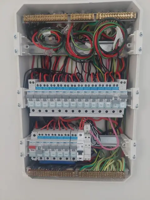 P Murphy Electrics cover