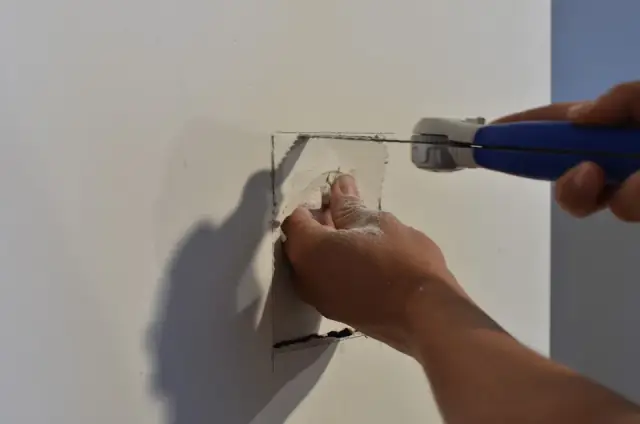 Patch And Match Wall Repairs