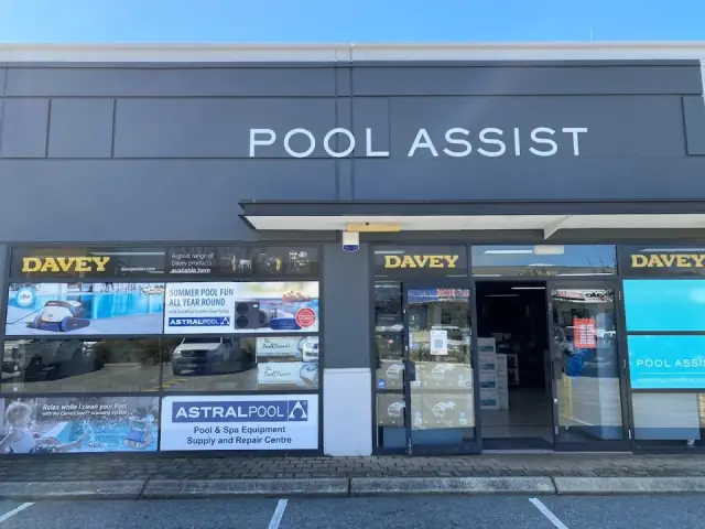 Pool Assist