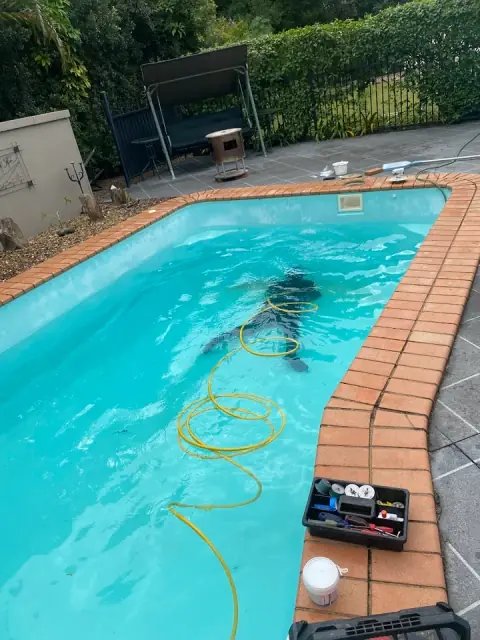 Pool Leaks