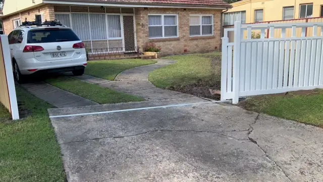QUALITY FENCING & GATES cover