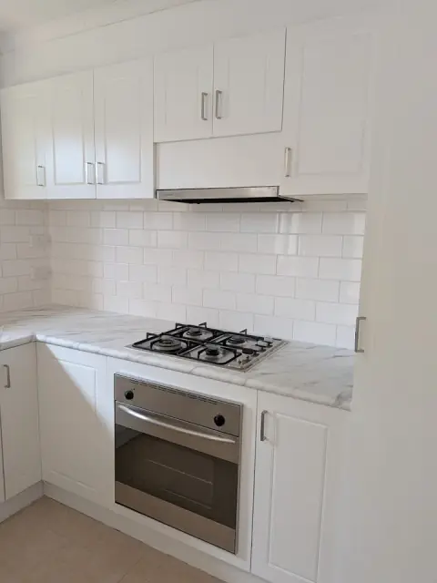 Refresh Kitchen Painting | Kitchen Cabinet Spray Painting Essendon