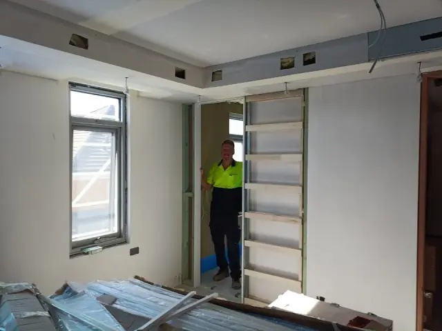Riley Carpentry & Maintenance cover