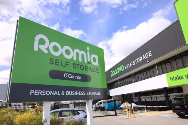Roomia Self Storage O'Connor cover