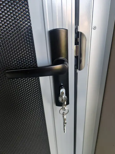 Secure.Lock Locksmiths cover