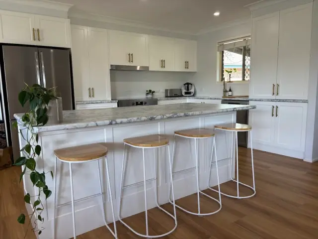 Shoreside Kitchens | GC Kitchen Renovations