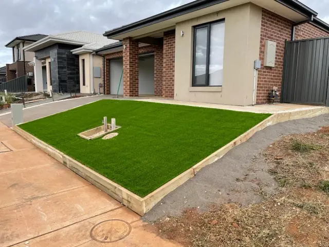 Stardeck Landscapers cover