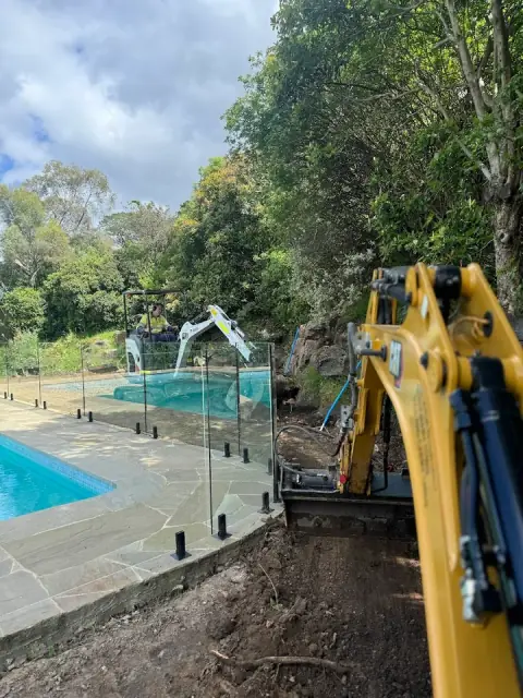 Stows Earthworkx cover