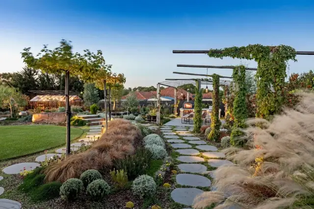 The Cutting Hedge Landscaping and Garden Design cover