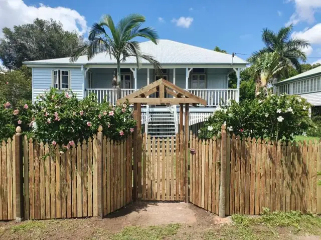 The Fence Place