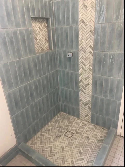 Tiler Service cover
