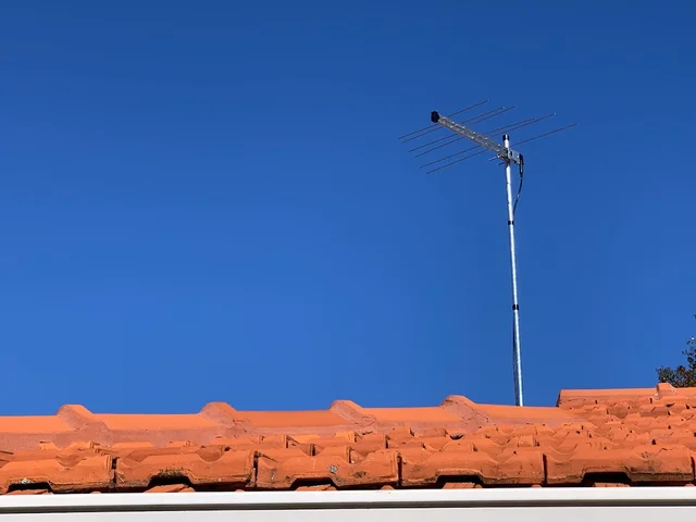 TL Electronics cover