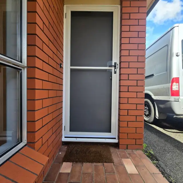 TLWE Glazing and Doors cover