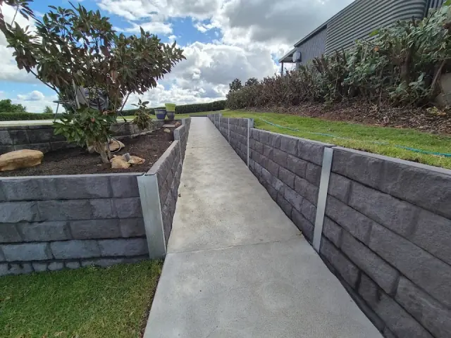 TMF Landscaping & Earthmoving