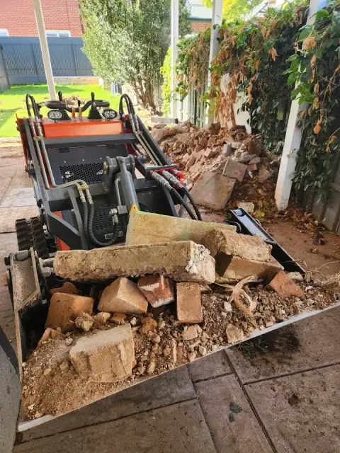 Tom's Outdoor Solutions