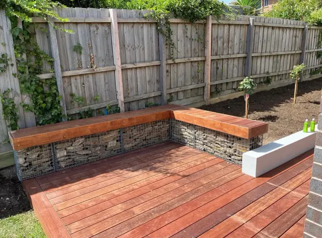 Top deck Melbourne cover