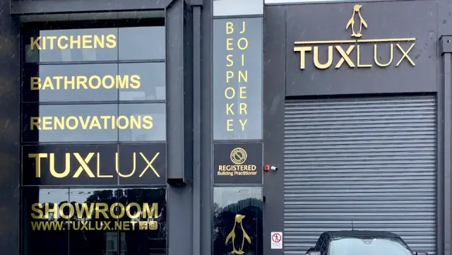 TuxLux