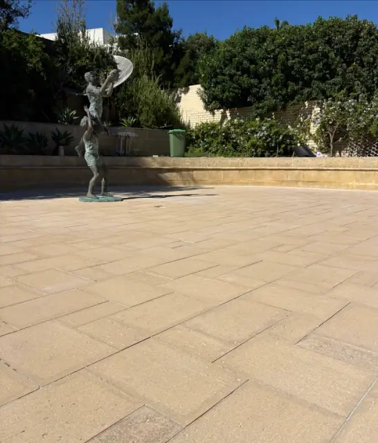 Valiant Exterior Cleaning