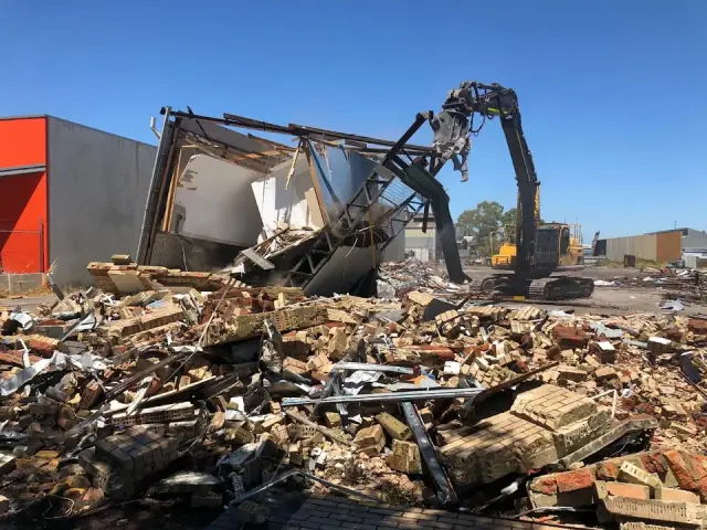 Vinsan Demolition cover