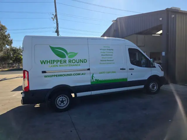 whipper round lawn maintenance cover