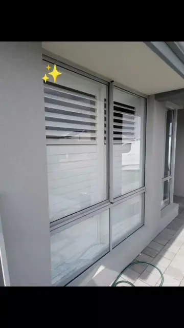 Window Plex window cleaning cover