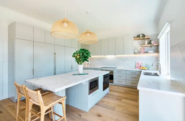 Wood Wizards Kitchens
